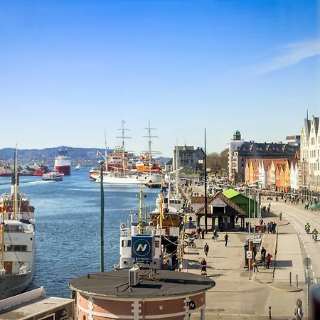 Bryggen View - 4br - Penthouse *